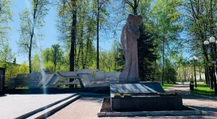 Партийцы Подмосковья провели мониторинг мемориалов Великой Отечественной войны